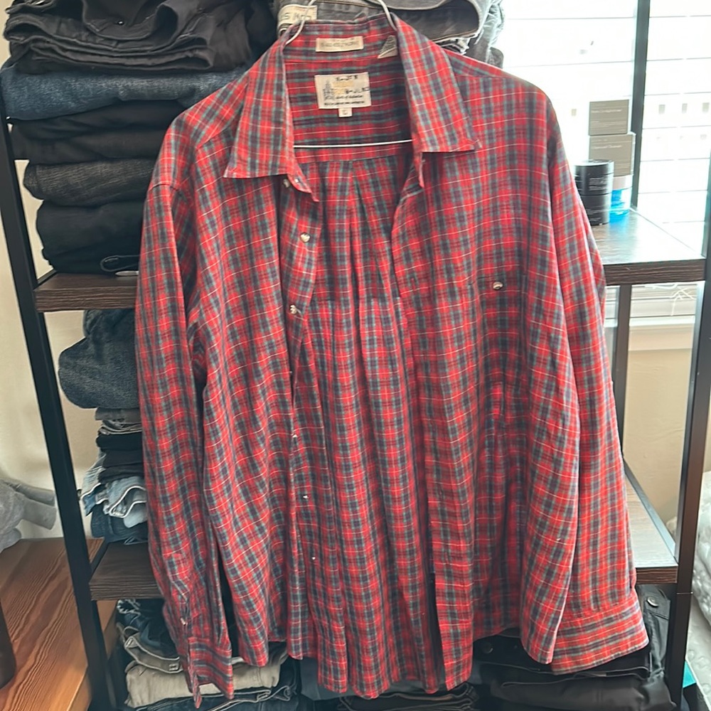 LONDON FOG SIZE LG (LARGE) SHIRT